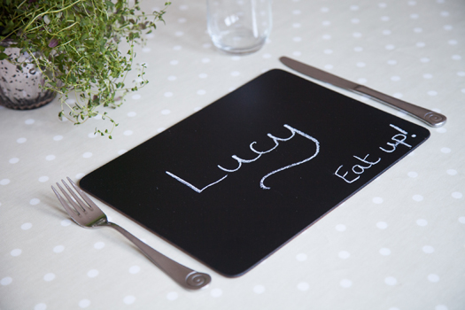 how to chalkboard placemat