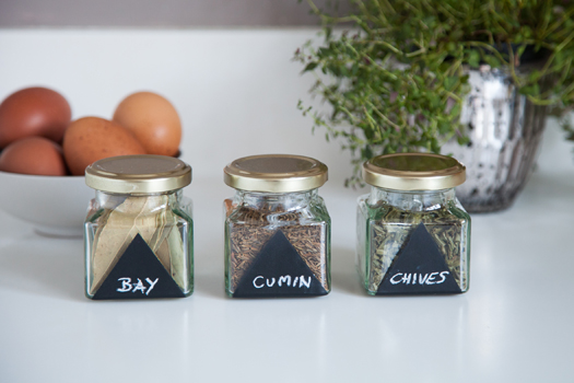 how to herb and spice pots