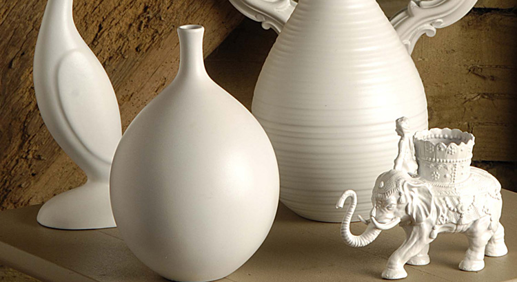 2 - White vases after spraying final